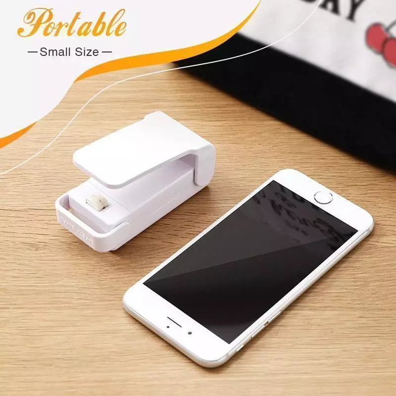Portable mini electronic bag sealer