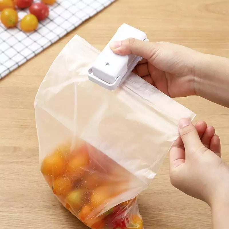 Portable mini electronic bag sealer